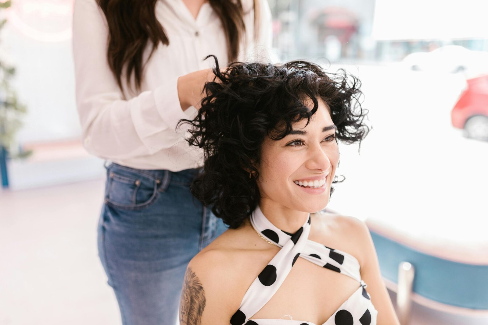Curly Haircuts That Grow Out Gracefully