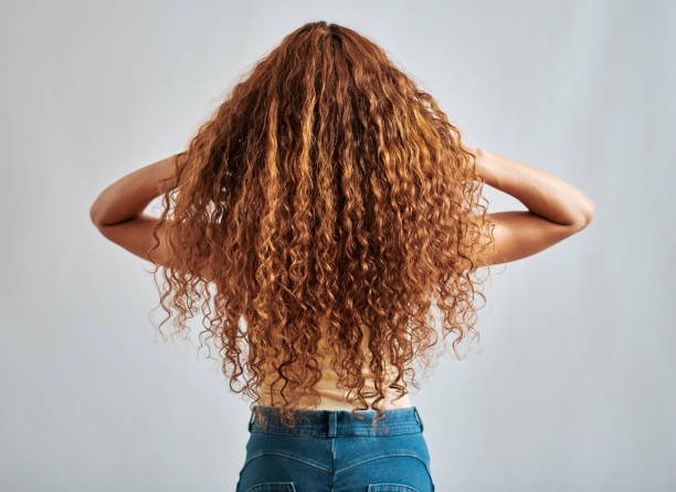 Style Curly Hair Easily: How to Manage Your Curls Without Stress