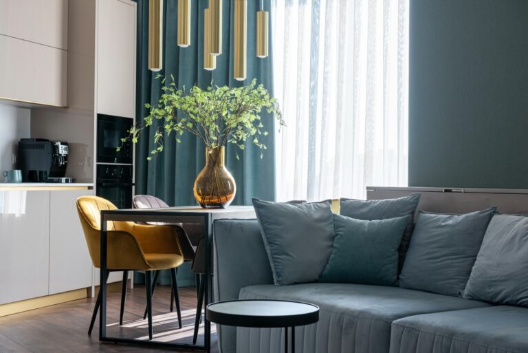 How to Build a Cohesive Colour Scheme For your home