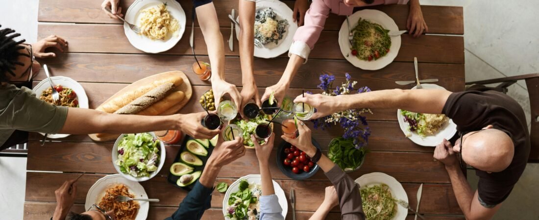 10 Dinner Party Hacks I Wish I’d Known Before Hosting One