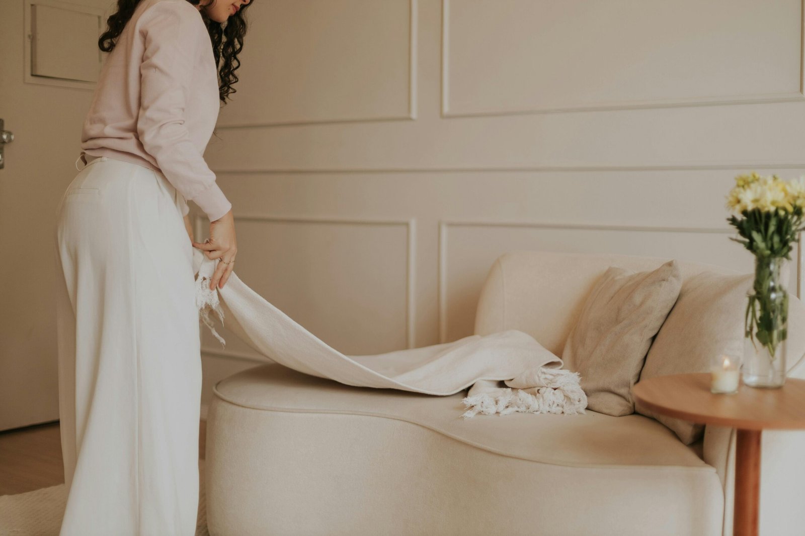 My 15-Minute Daily Cleaning Routine for Living Room That Keeps It Always Guest-Ready