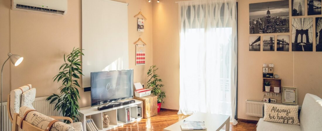 The Soft Girl Guide to Decorating a Small Apartment That Actually Feels Like Home