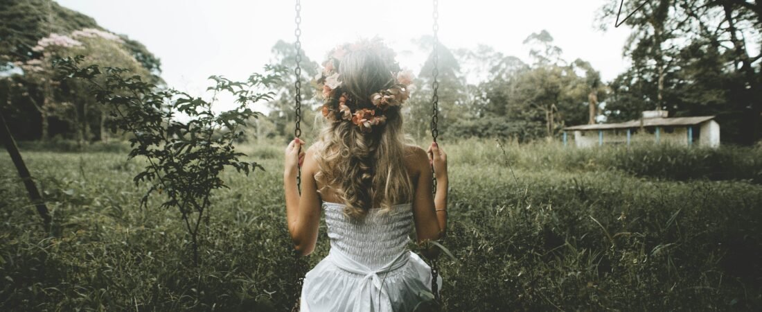 15 Ways to Romanticize Your Life This Weekend